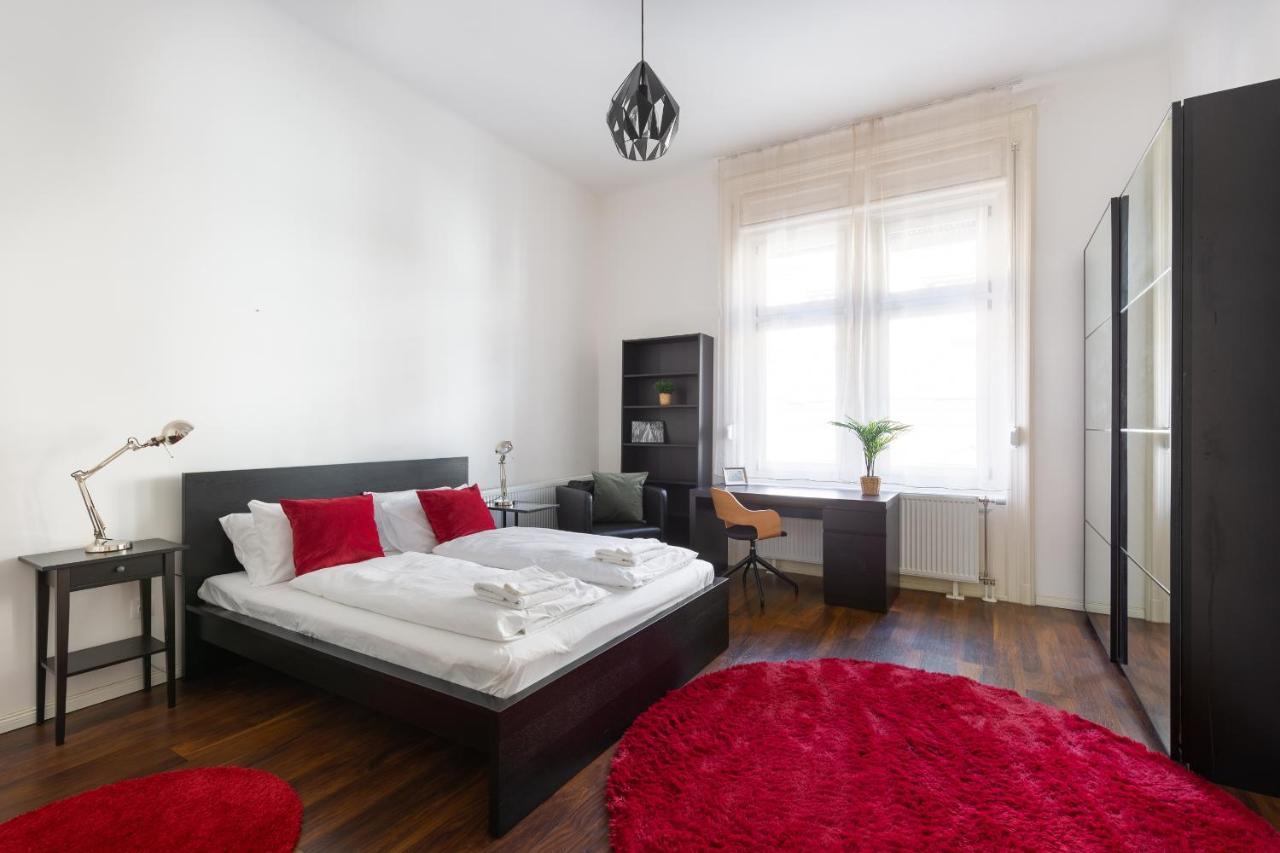 Red Dot One - New Unit In Heart Of Jewish Quarter Apartamento Budapest Exterior foto